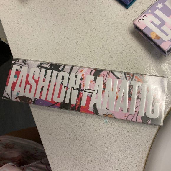 Mac Fashion Fanatic Eyeshadow - Picture 1 of 2